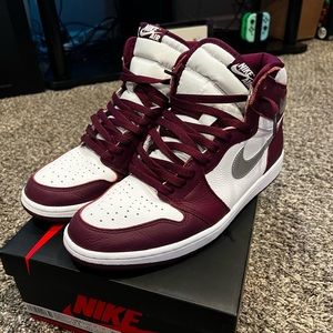 Air Jordan 1 High Bordeaux